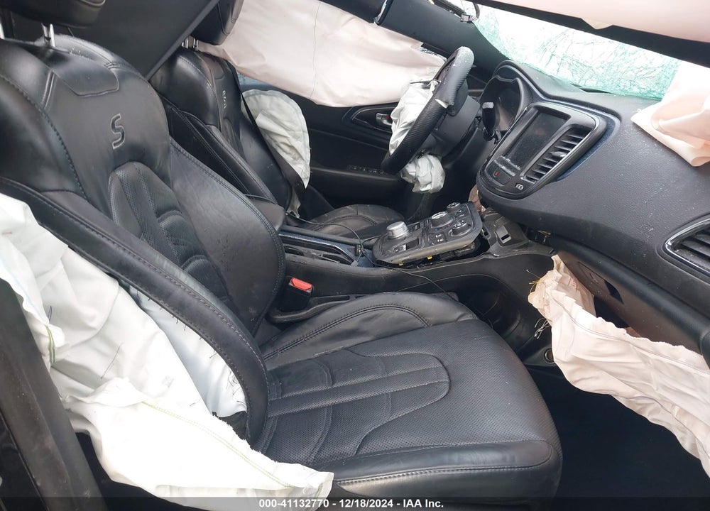 2016 CHRYSLER 200 VIN: 1C3CCCBG0GN177164