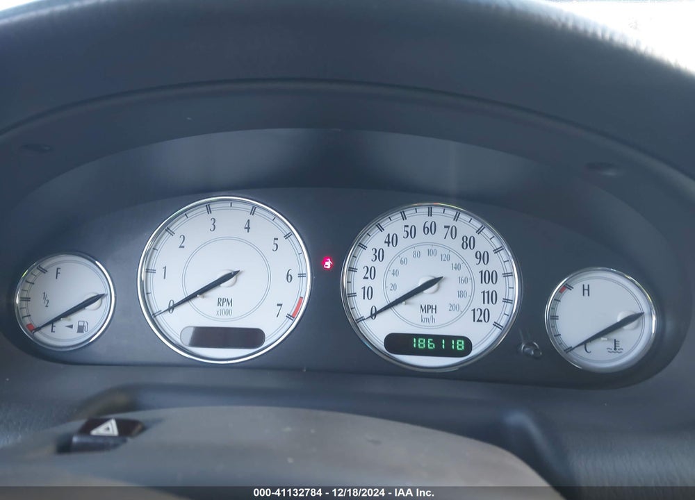 2000 CHRYSLER 300M VIN: 2C3HE66G8YH226875