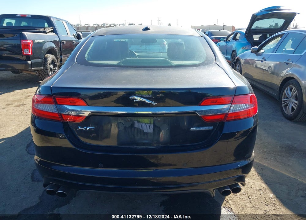 2012 JAGUAR XF VIN: SAJWA0HE8CMS54125