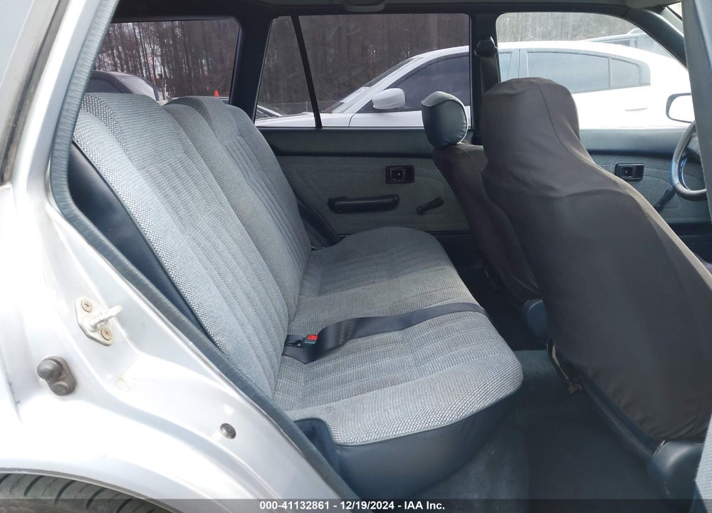 1988 TOYOTA COROLLA DLX VIN: JT2AE92W8J3053713