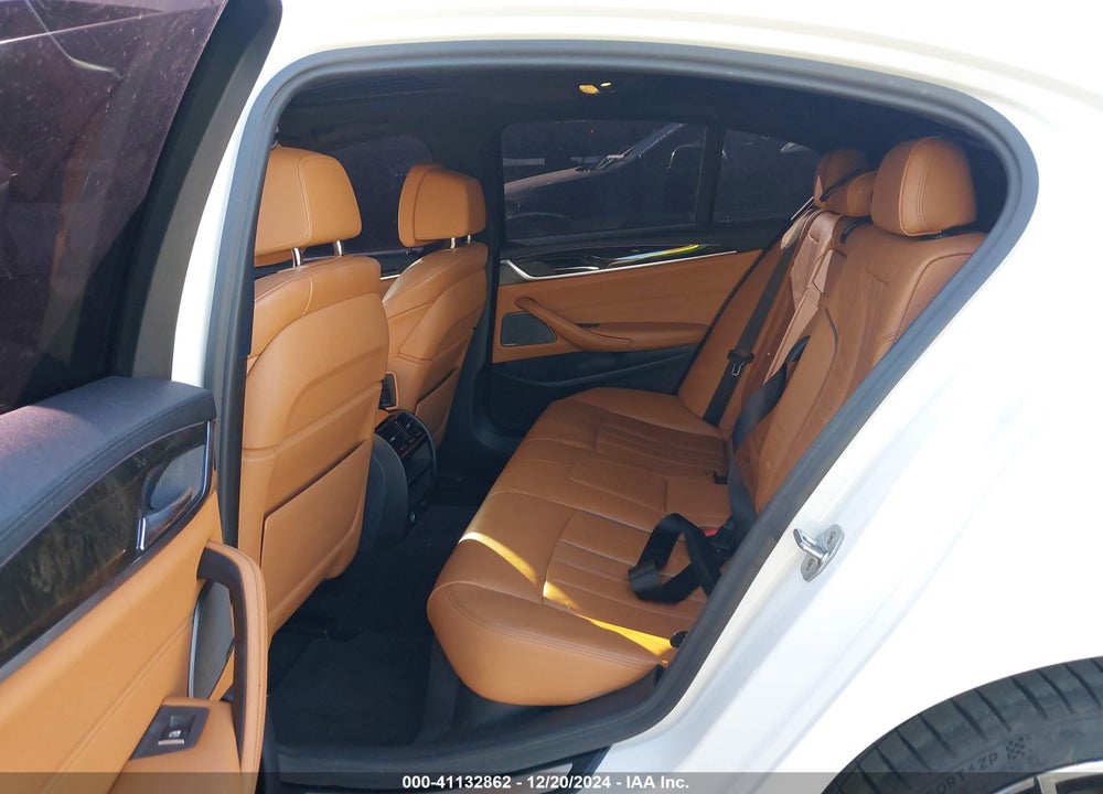 2017 BMW 540I VIN: WBAJE5C39HG478118