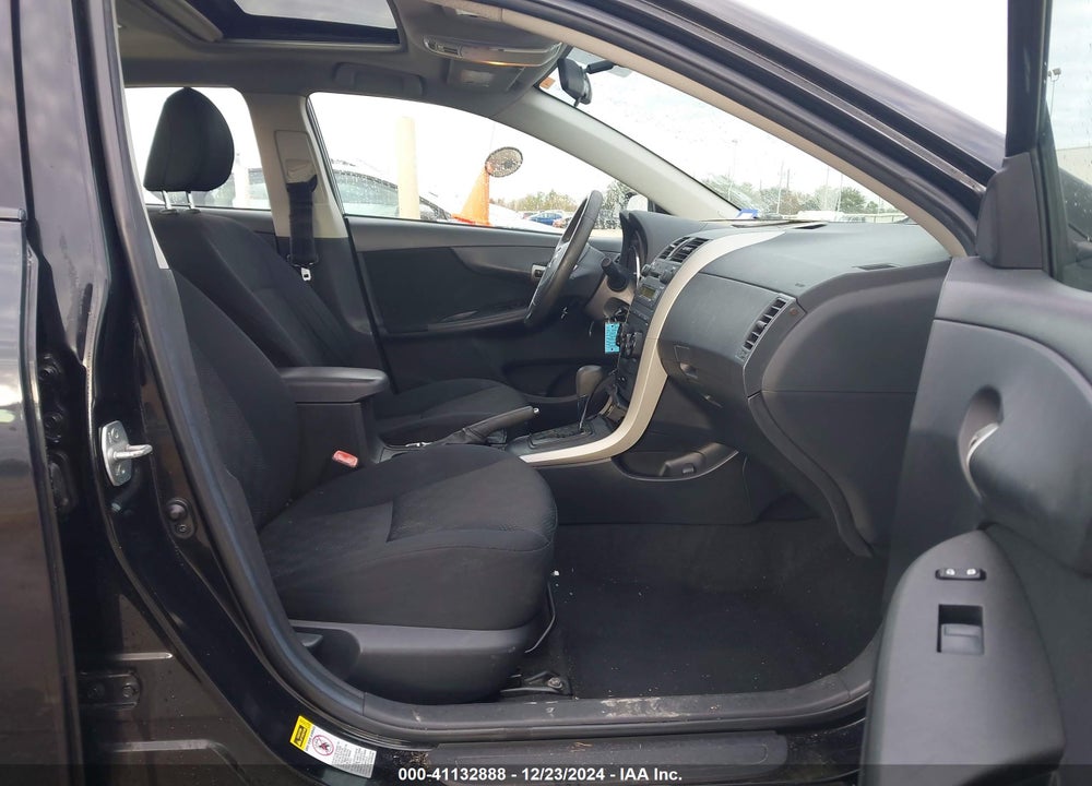 2009 TOYOTA COROLLA S VIN: 2T1BU40E89C031743