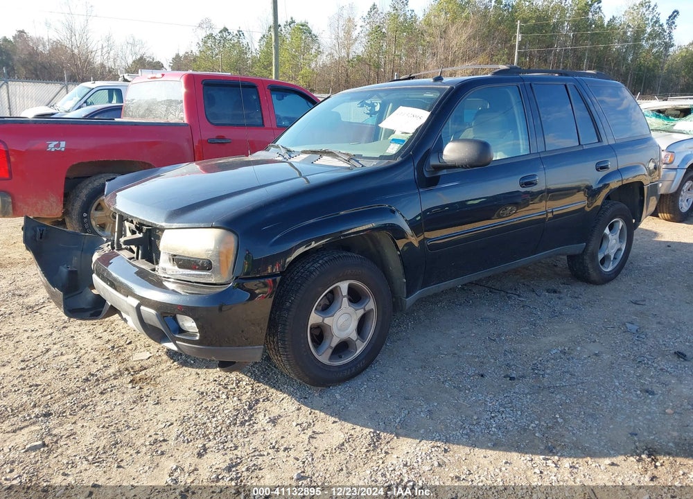 2005 CHEVROLET TRAILBLAZER LT VIN: 1GNDS13S452101804