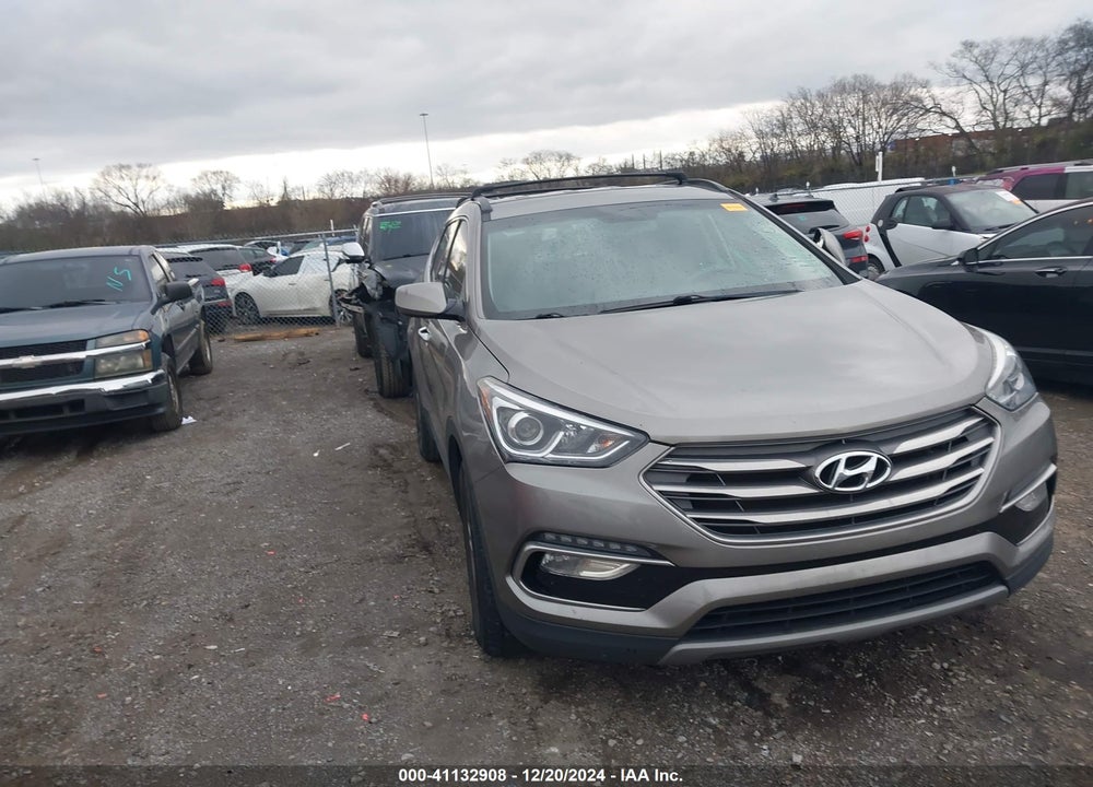 2017 HYUNDAI SANTA FE SPORT 2.4L VIN: 5XYZU3LB7HG390272