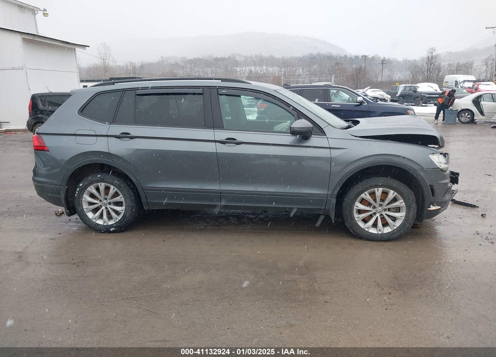 2020 VOLKSWAGEN TIGUAN S VIN: 3VV0B7AX0LM123394