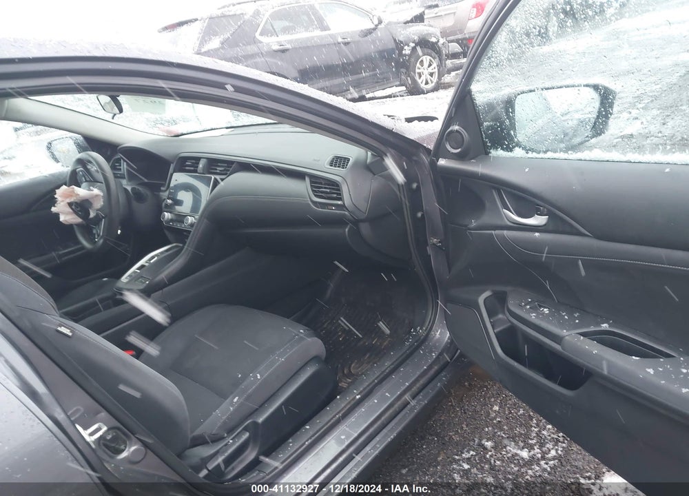 2019 HONDA INSIGHT EX VIN: 19XZE4F51KE012459