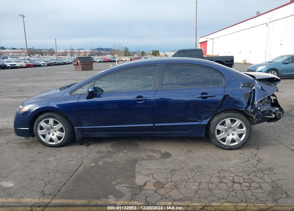 2010 HONDA CIVIC LX VIN: 19XFA1F5XAE017283