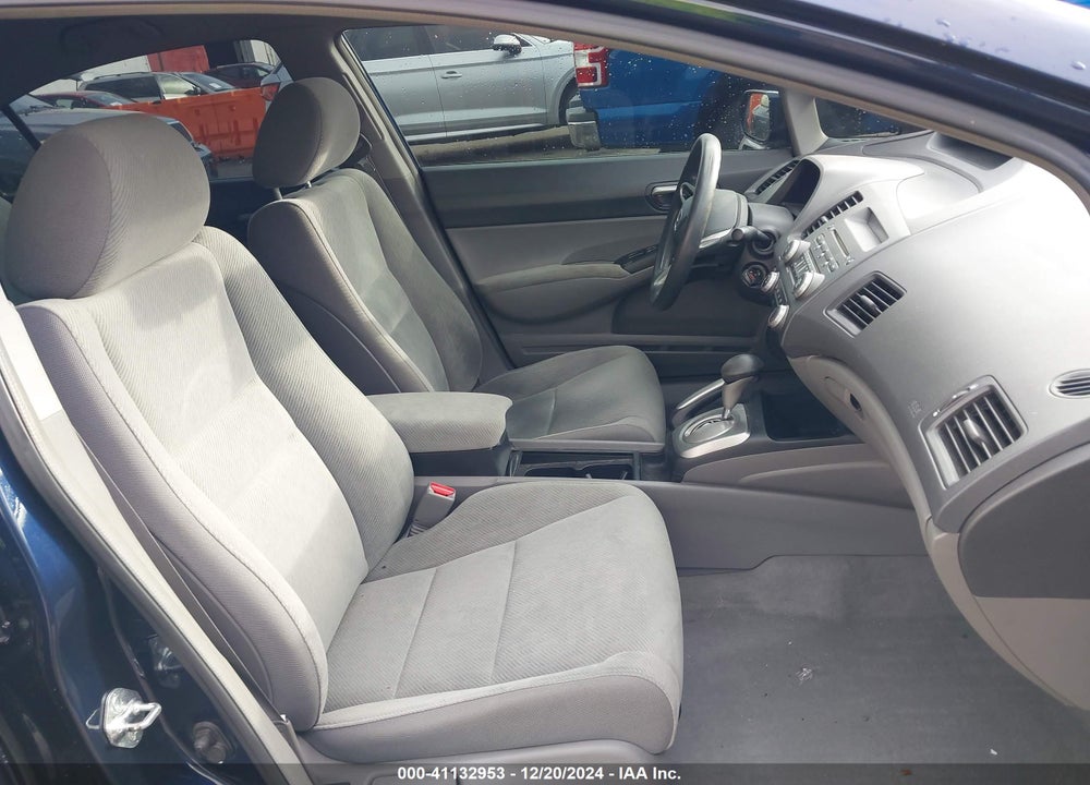 2010 HONDA CIVIC LX VIN: 19XFA1F5XAE017283