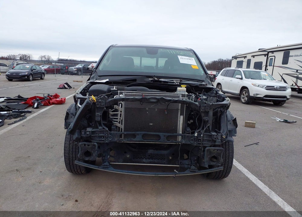 2019 RAM 1500 LAIE  4X4 5'7 BOX VIN: 1C6SRFJTXKN735737