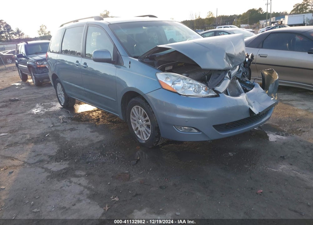 2009 TOYOTA SIENNA XLE VIN: 5TDBK22C79S027096