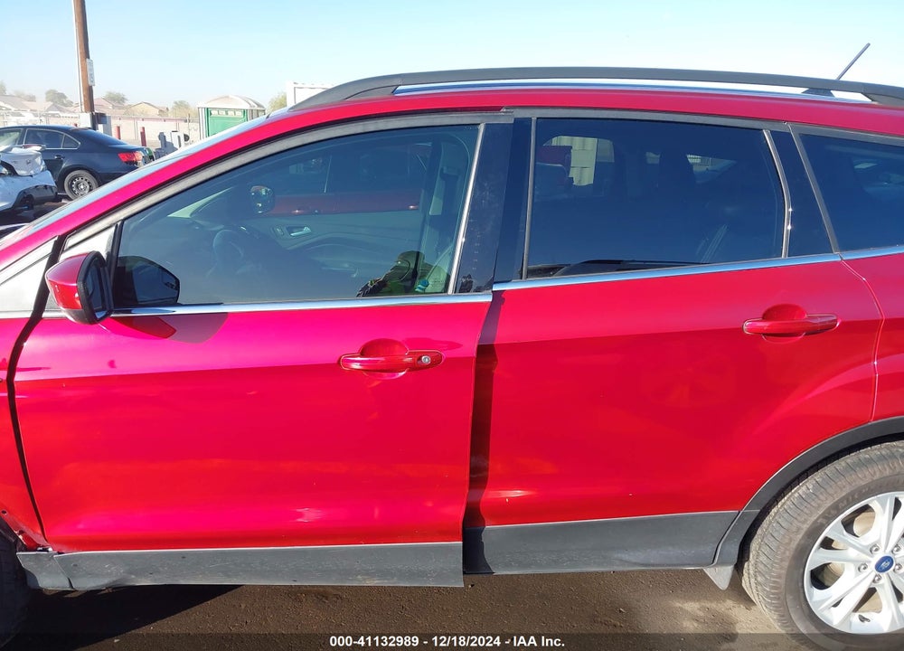2018 FORD ESCAPE SEL VIN: 1FMCU0HD2JUA35055