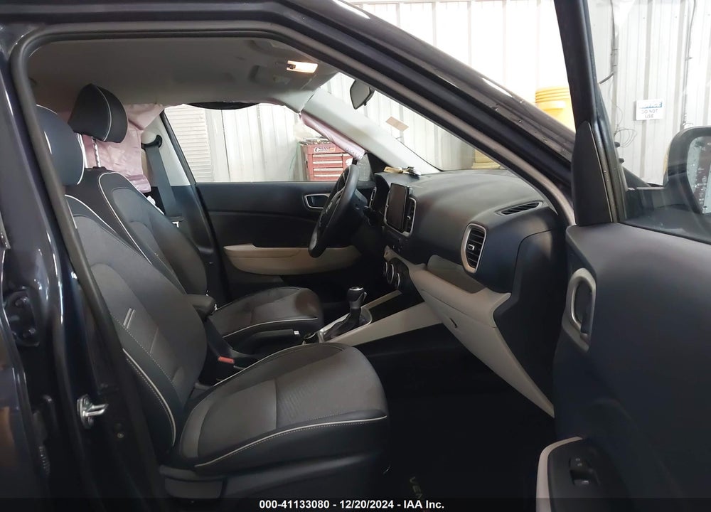 2023 HYUNDAI VENUE LIMITED VIN: KMHRC8A33PU268397