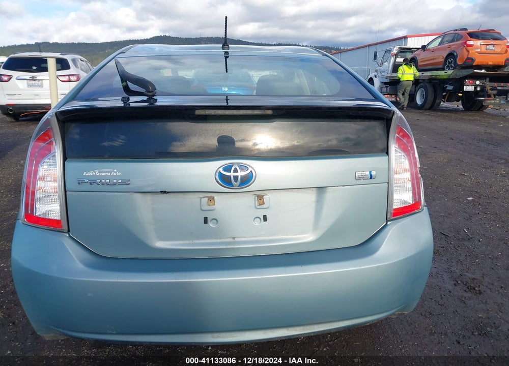 2015 TOYOTA PRIUS VIN: JTDKN3DU4F1951023