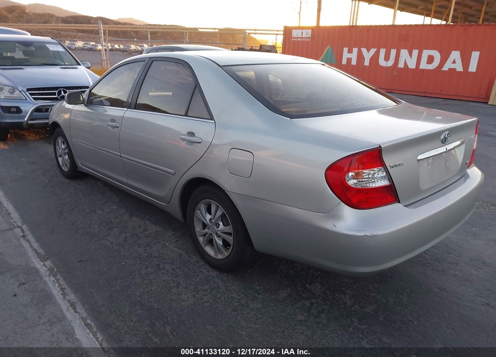2004 TOYOTA CAMRY LE V6 VIN: 4T1BF32K94U573710