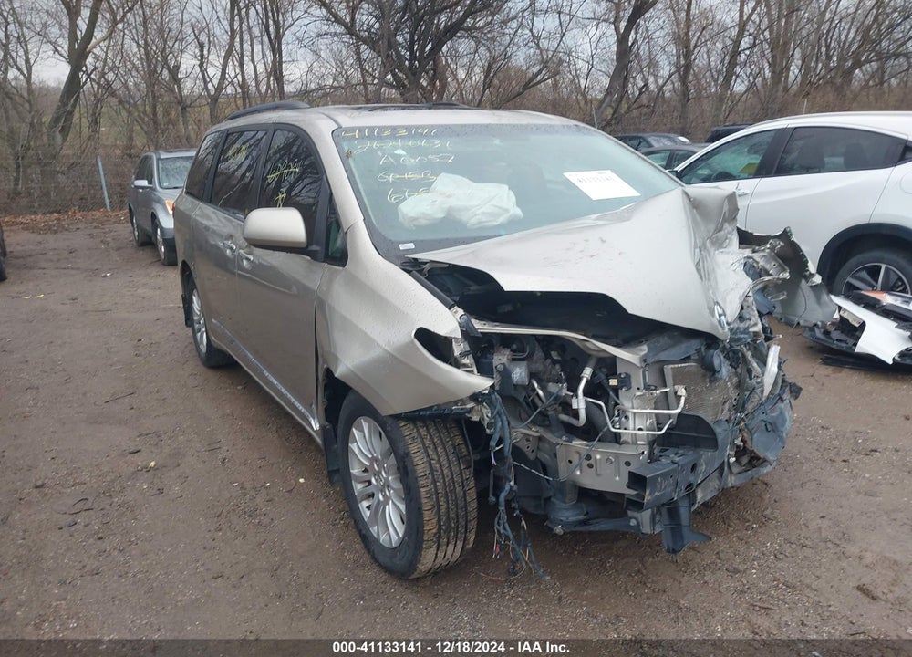 2015 TOYOTA SIENNA XLE LIMITED VIN: 5TDYK3DC9FS609094