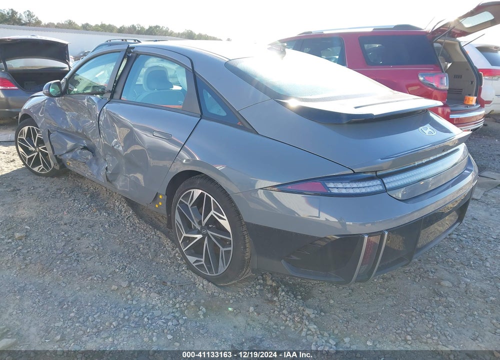 2023 HYUNDAI IONIQ 6 SEL VIN: KMHM34AC1PA037860