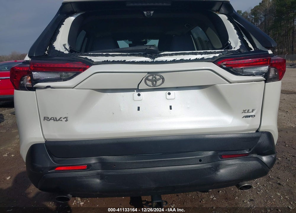 2021 TOYOTA RAV4 XLE PREMIUM VIN: 2T3A1RFV0MW161118