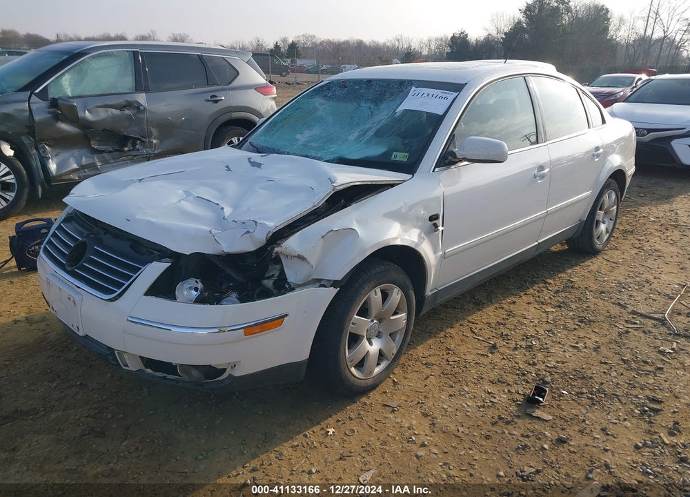 2001 VOLKSWAGEN PASSAT GLX VIN: WVWRH63B91P202005