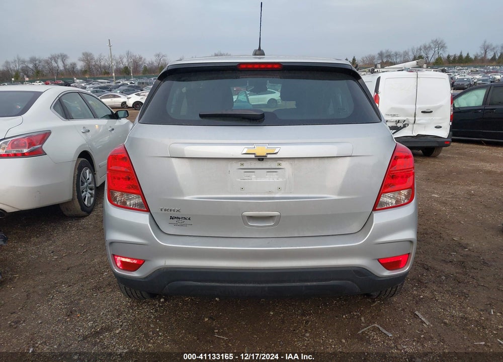 2018 CHEVROLET TRAX LS VIN: 3GNCJKSB7JL376145
