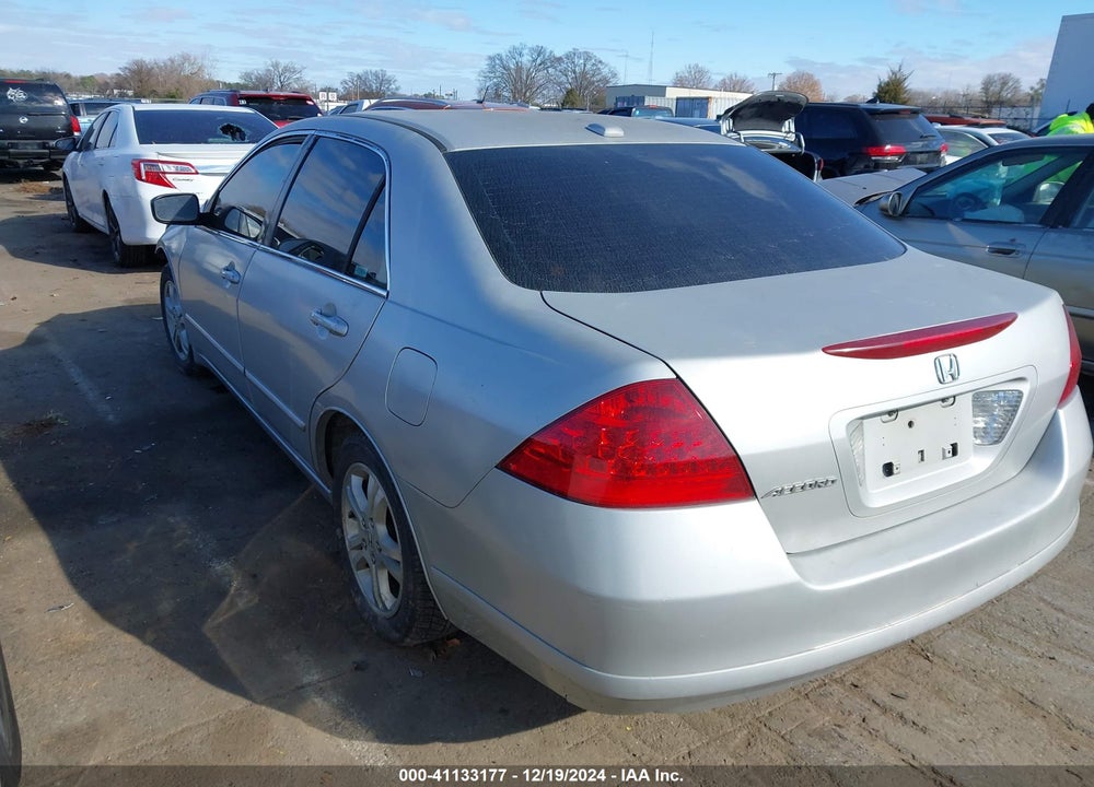 2007 HONDA ACCORD 2.4 EX VIN: 1HGCM56787A180949