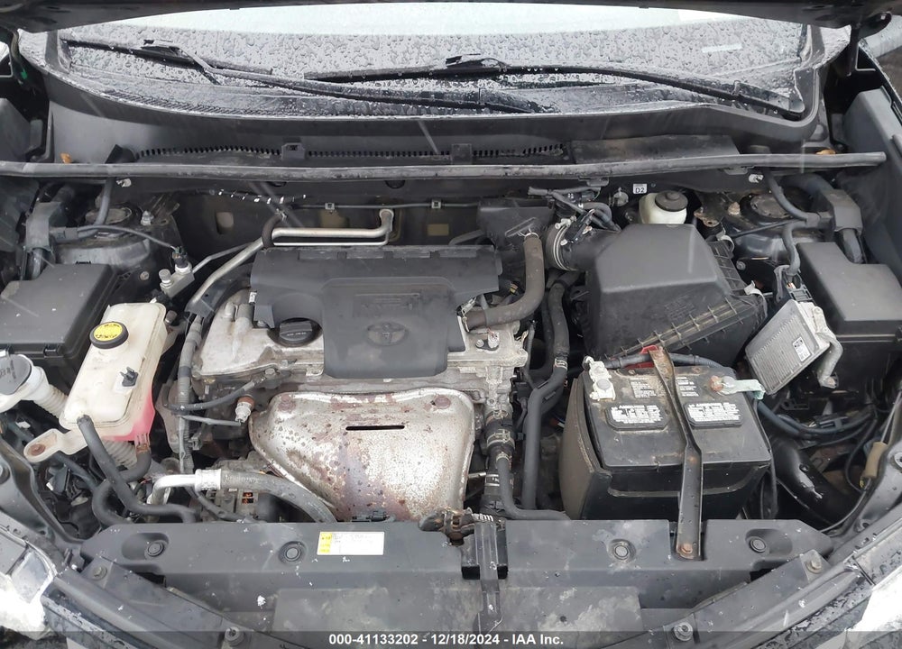 2017 TOYOTA RAV4 XLE VIN: 2T3RFREV5HW662128