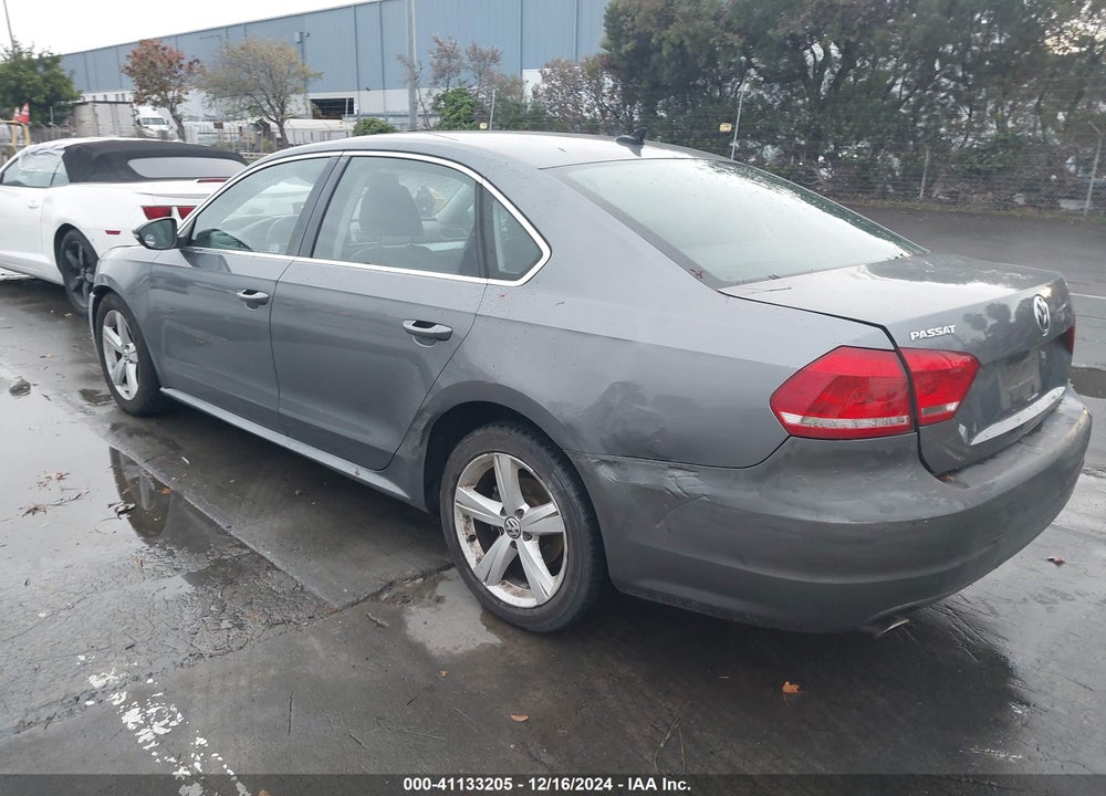 2012 VOLKSWAGEN PASSAT VIN: 1VWBP7A36CC036779
