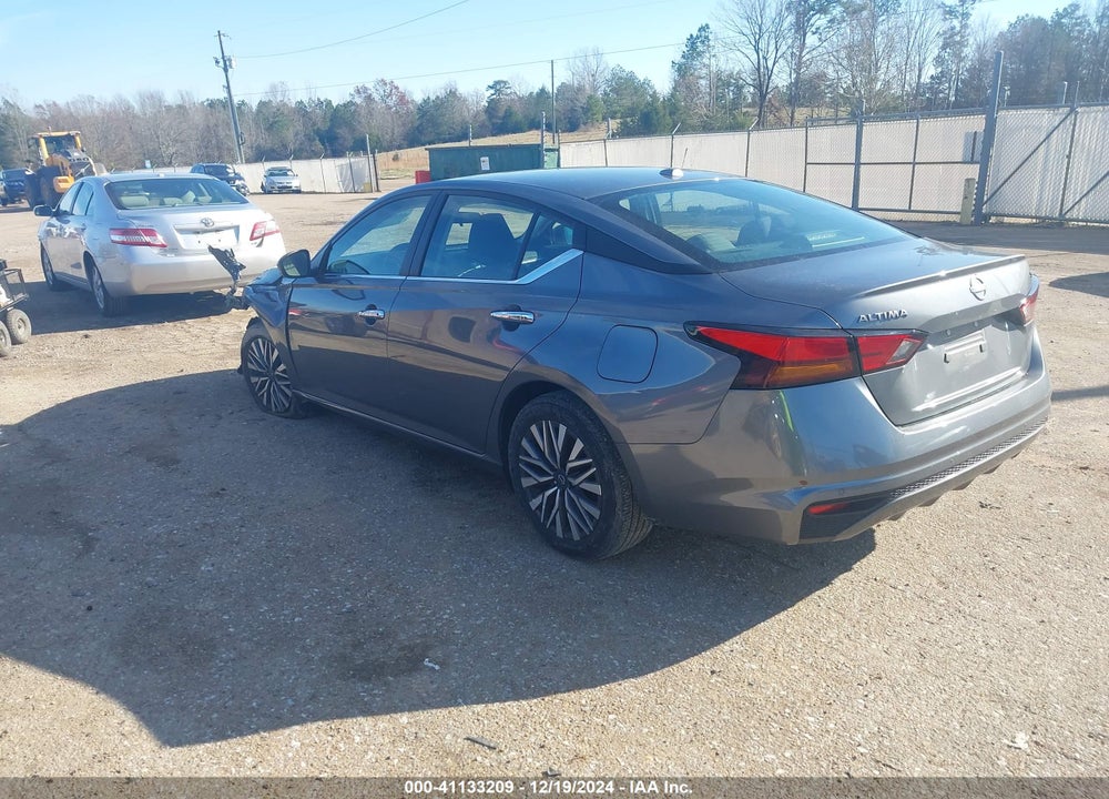 2024 NISSAN ALTIMA SV FWD VIN: 1N4BL4DV1RN385622