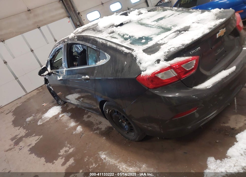 2017 CHEVROLET CRUZE LT AUTO VIN: 1G1BE5SM5H7239420