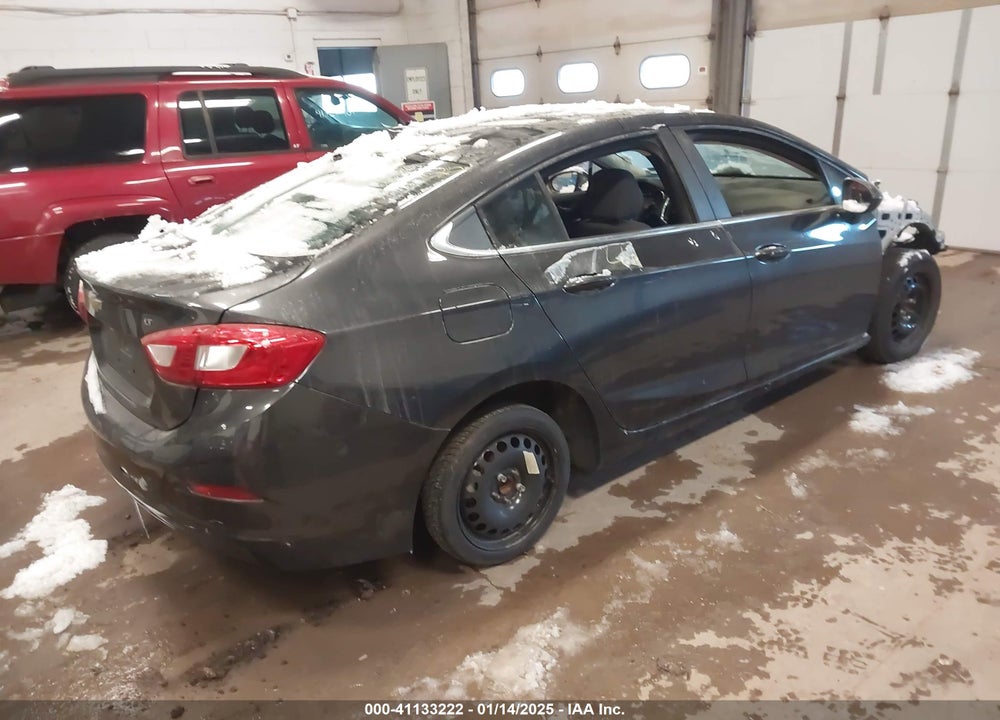 2017 CHEVROLET CRUZE LT AUTO VIN: 1G1BE5SM5H7239420