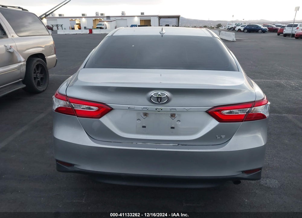 2019 TOYOTA CAMRY LE VIN: 4T1B11HK8KU219653