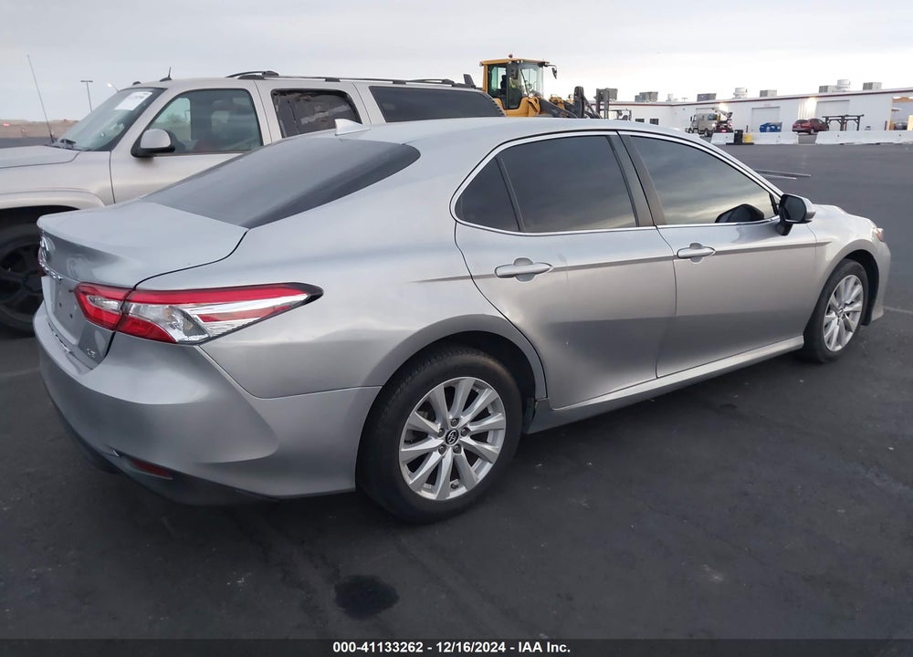2019 TOYOTA CAMRY LE VIN: 4T1B11HK8KU219653