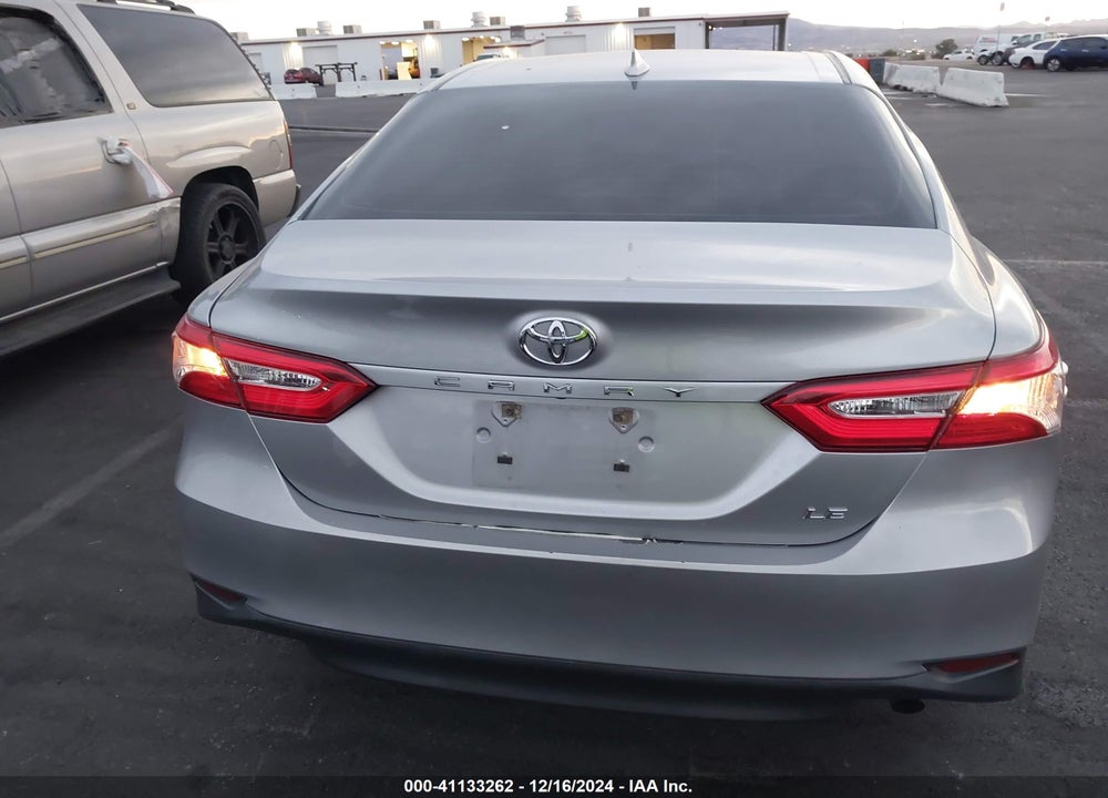 2019 TOYOTA CAMRY LE VIN: 4T1B11HK8KU219653