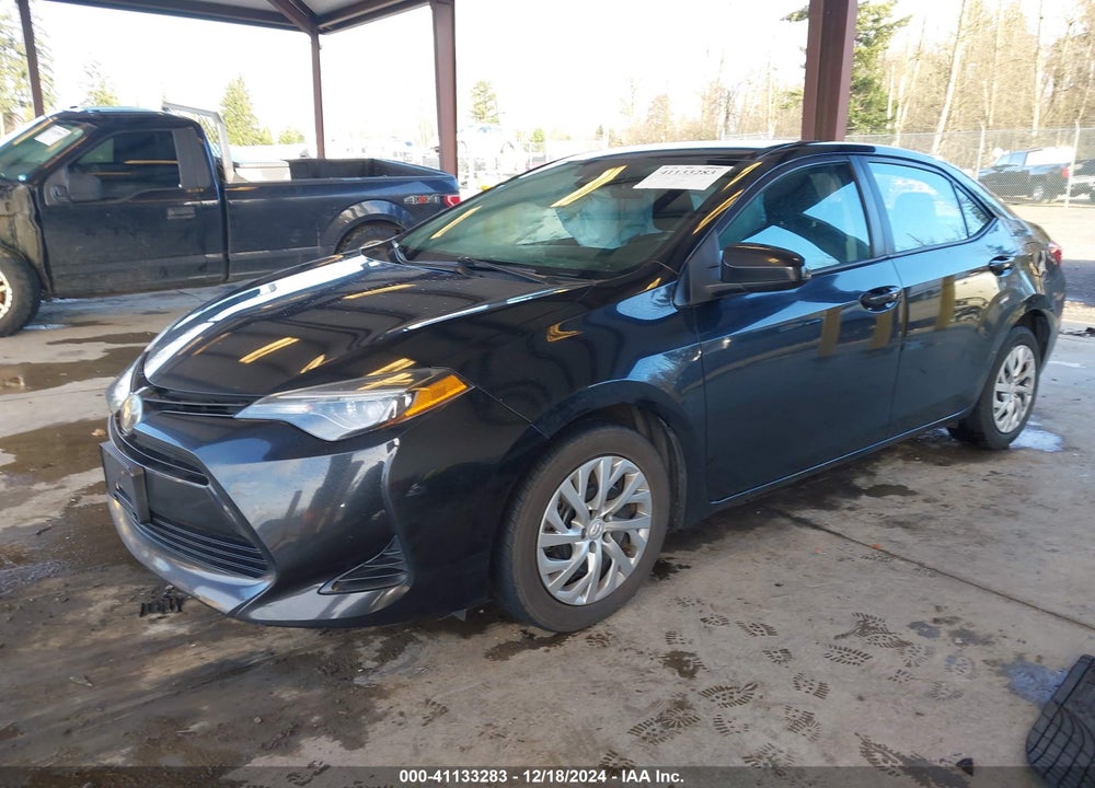 2019 TOYOTA COROLLA LE VIN: 2T1BURHE8KC220979