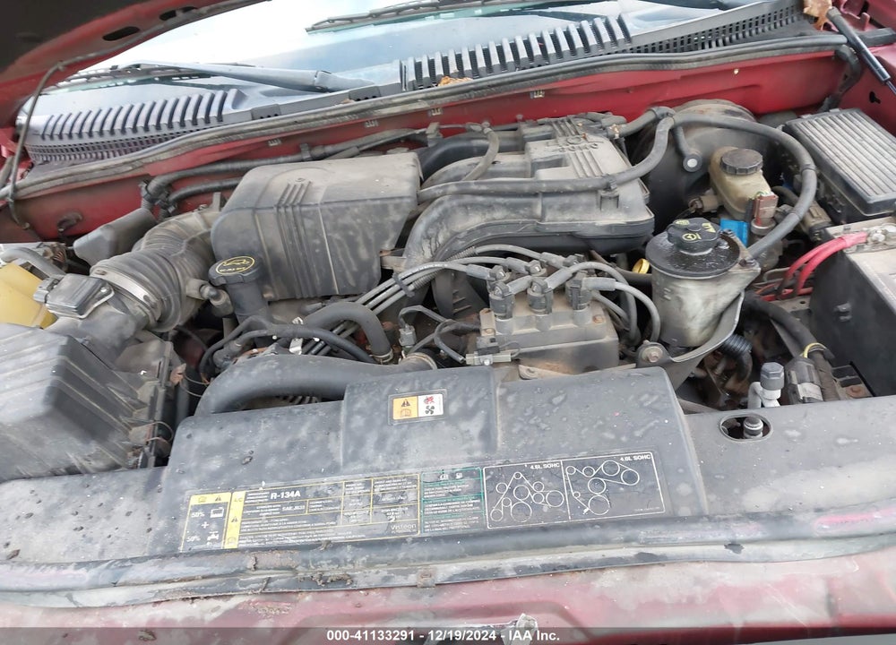 2002 FORD EXPLORER XLT VIN: 1FMZU73K02UD22484
