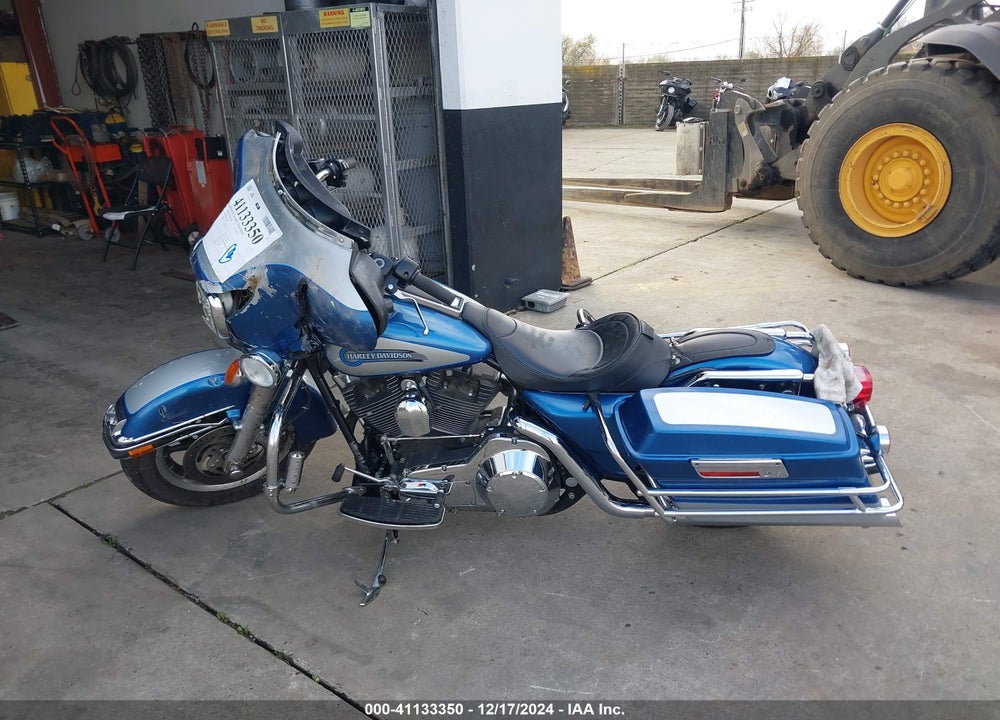 2005 HARLEY-DAVIDSON FLHTCI VIN: 1HD1FFW3X5Y676731