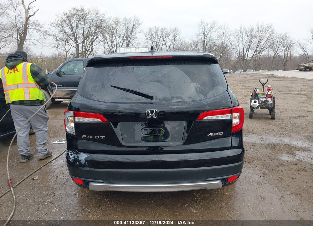 2021 HONDA PILOT AWD EX-L VIN: 5FNYF6H51MB072806
