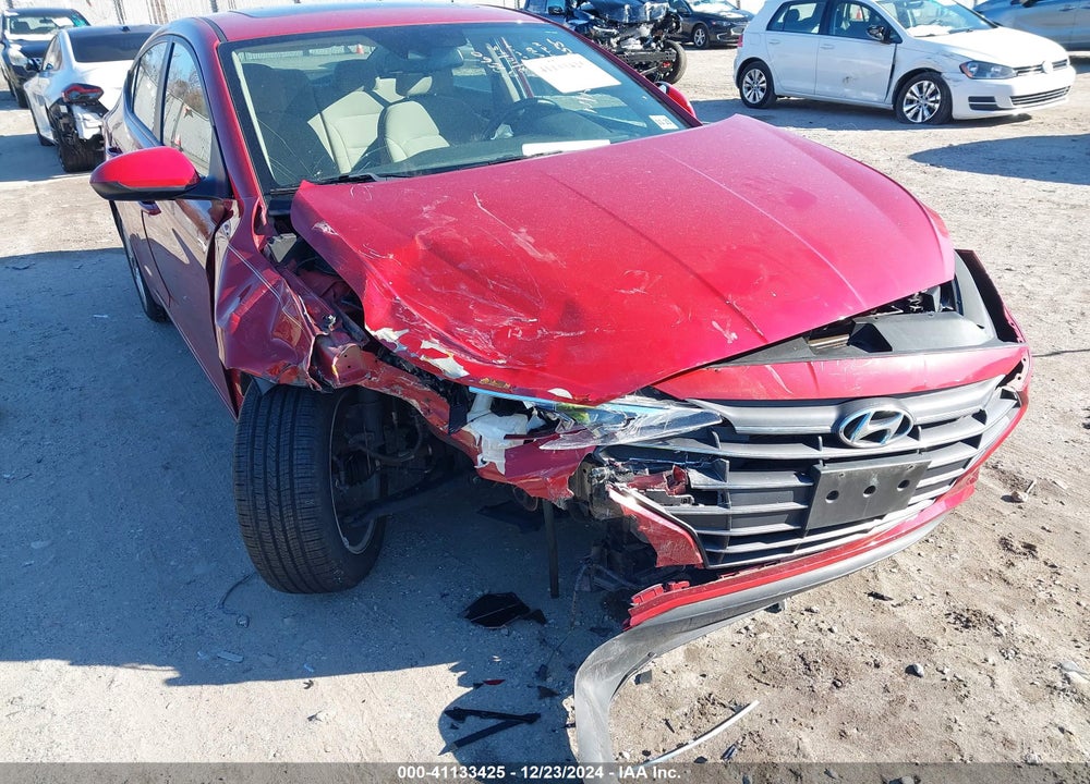 2019 HYUNDAI ELANTRA VIN: KMHD84LF2KU784755