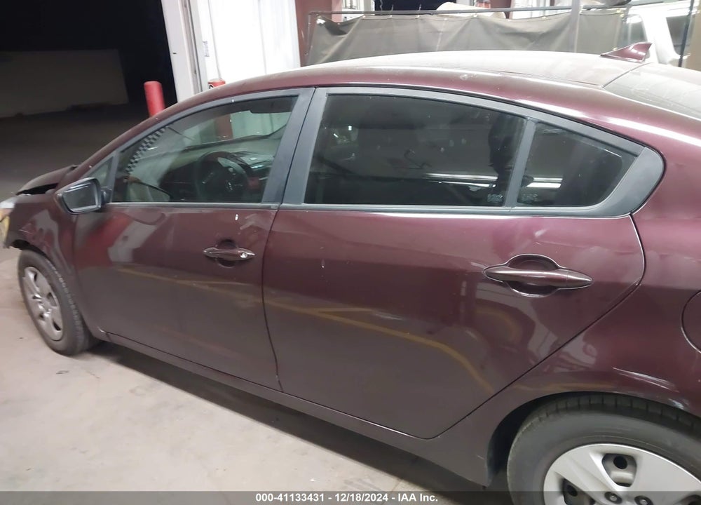2018 KIA FORTE LX VIN: 3KPFK4A76JE180875