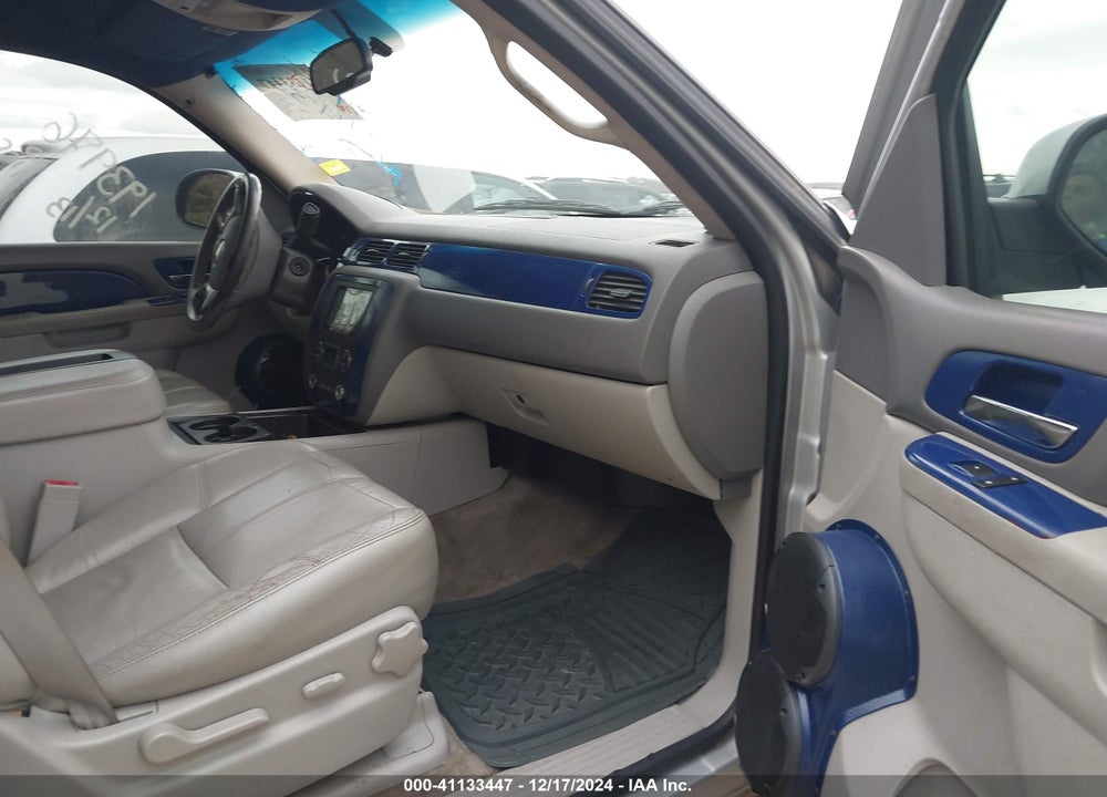 2011 CHEVROLET TAHOE LT VIN: 1GNSCBE03BR193996