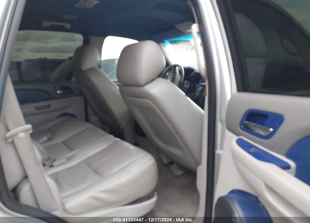 2011 CHEVROLET TAHOE LT VIN: 1GNSCBE03BR193996