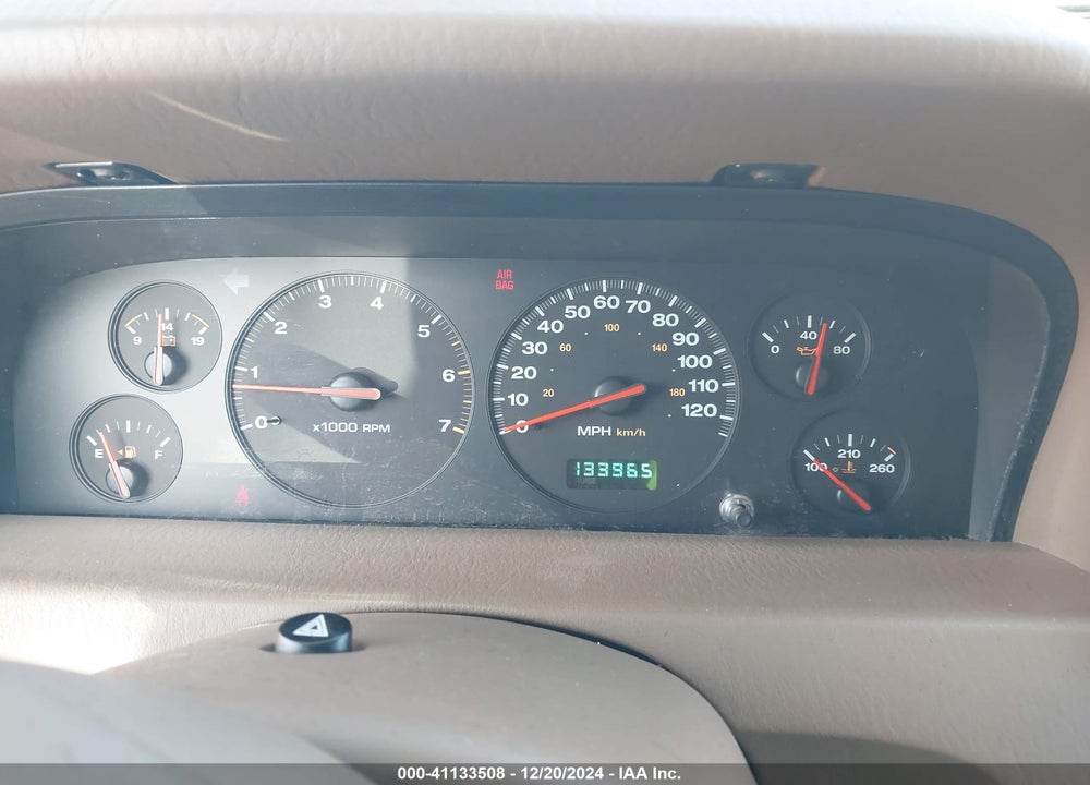 2000 JEEP GRAND CHEROKEE LIMITED VIN: 1J4GW58N8YC164000