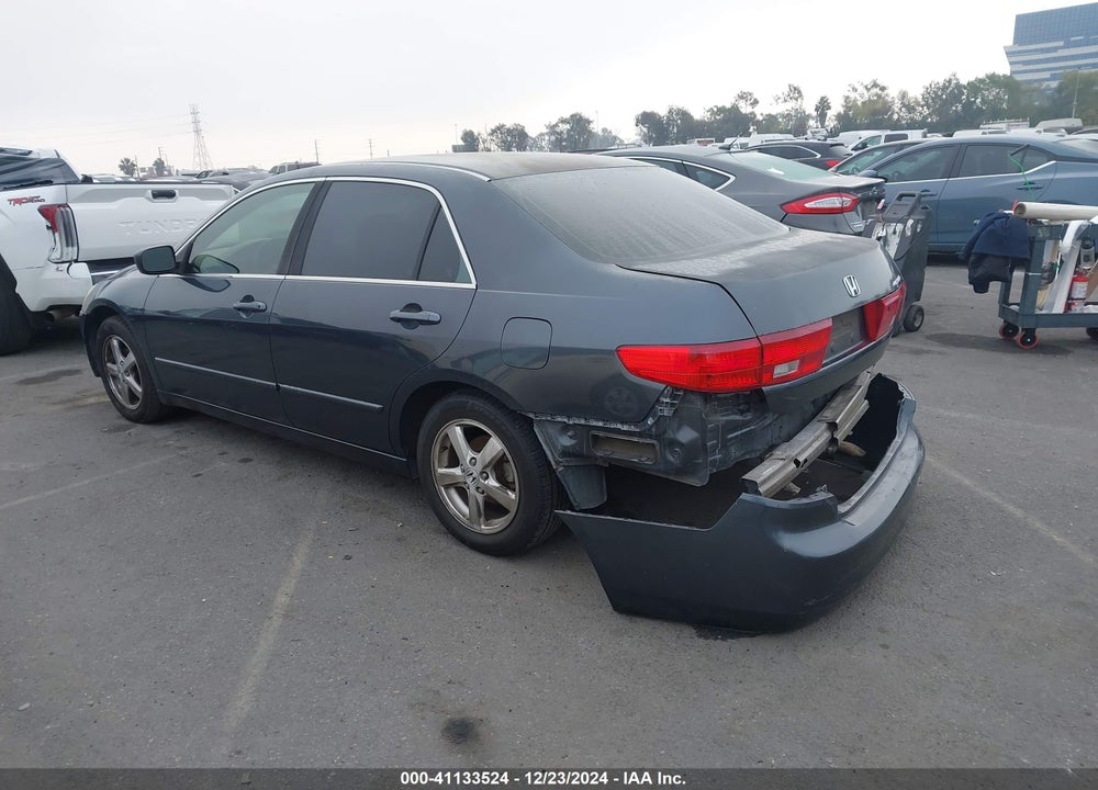 2005 HONDA ACCORD 2.4 EX VIN: 1HGCM56755A183739