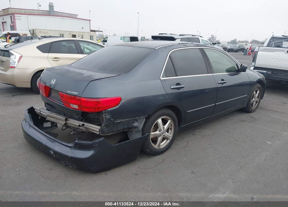 2005 HONDA ACCORD 2.4 EX VIN: 1HGCM56755A183739
