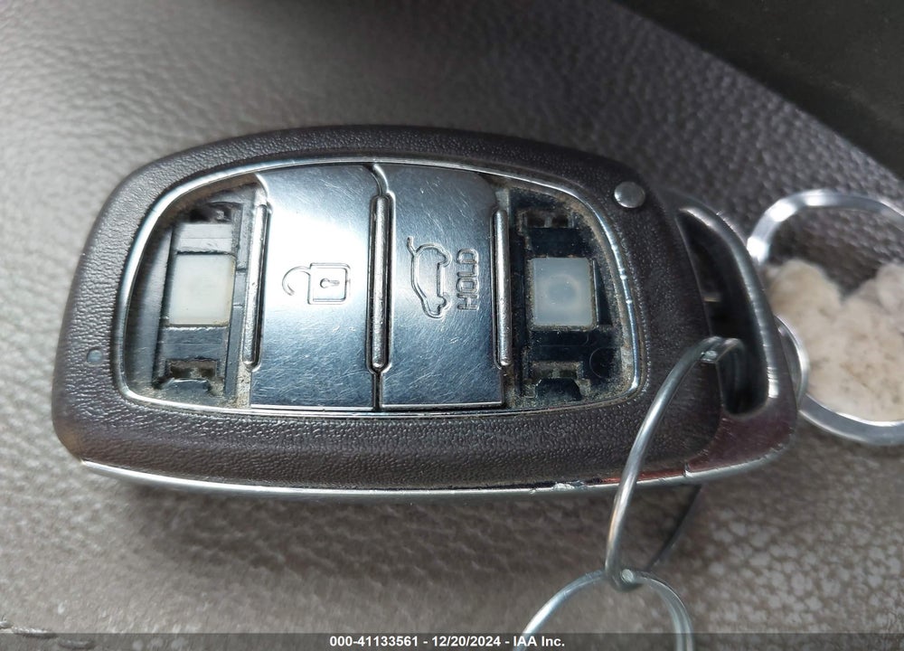 2016 HYUNDAI TUCSON VIN: KM8J3CA2XGU043398
