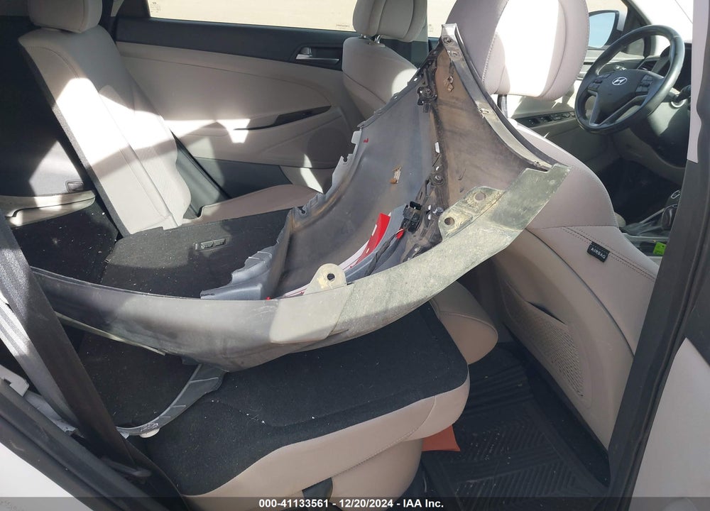 2016 HYUNDAI TUCSON VIN: KM8J3CA2XGU043398