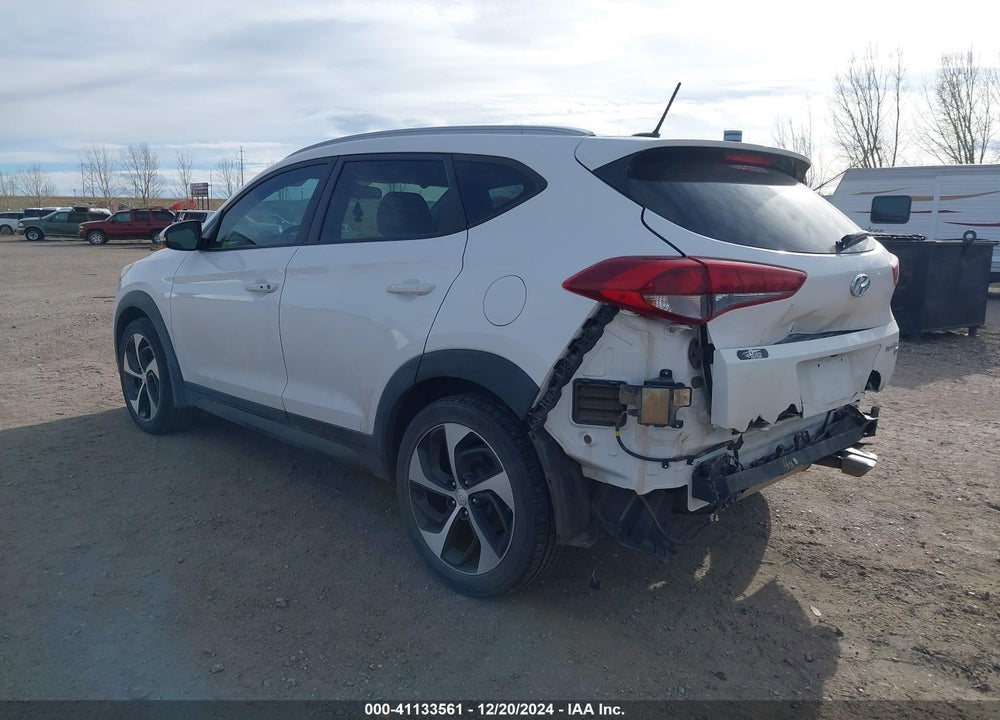 2016 HYUNDAI TUCSON VIN: KM8J3CA2XGU043398