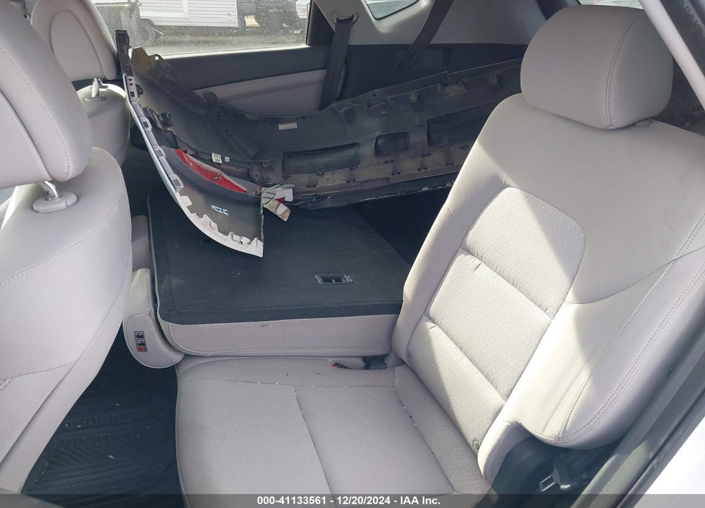 2016 HYUNDAI TUCSON VIN: KM8J3CA2XGU043398