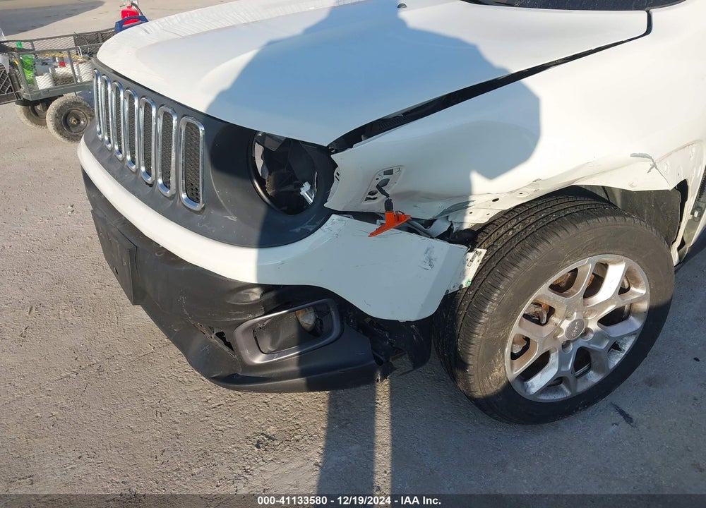 2016 JEEP RENEGADE LATITUDE VIN: ZACCJABT5GPC46540