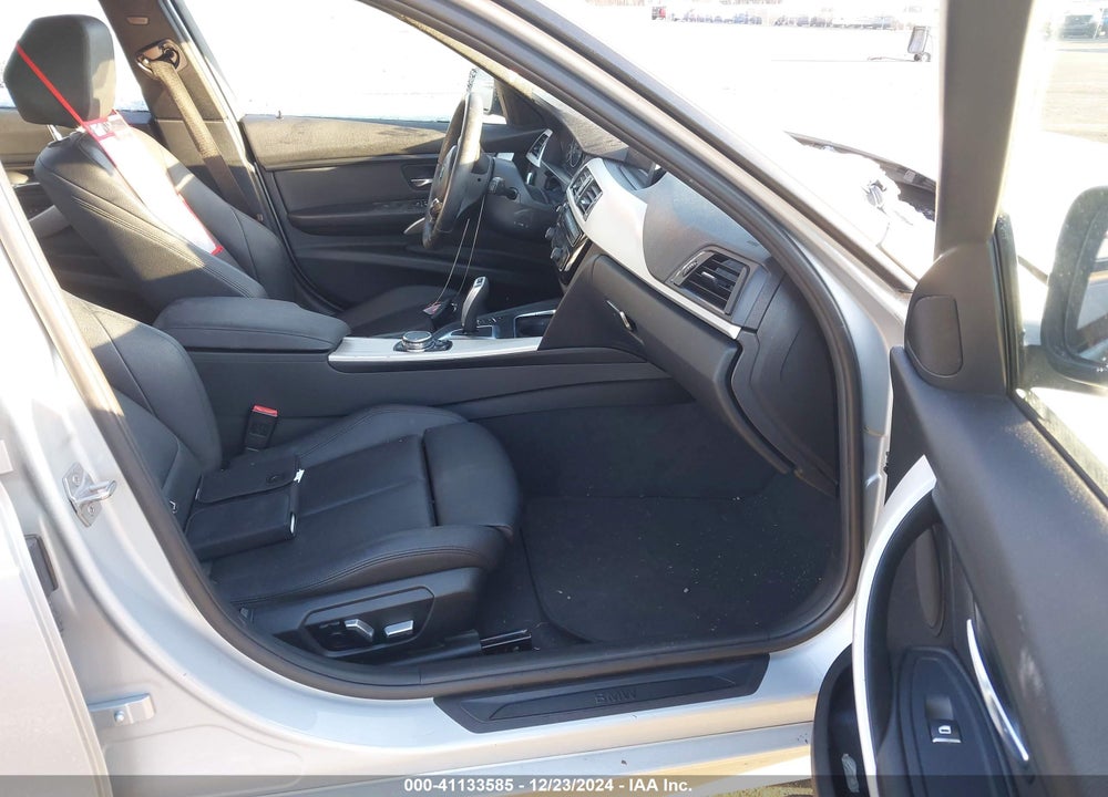 2017 BMW 320I VIN: WBA8E5G33HNU42851