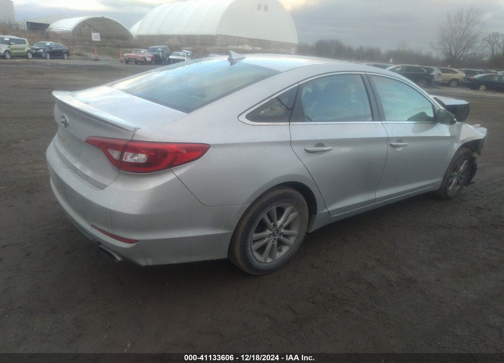 2017 HYUNDAI SONATA VIN: 5NPE24AF6HH457839